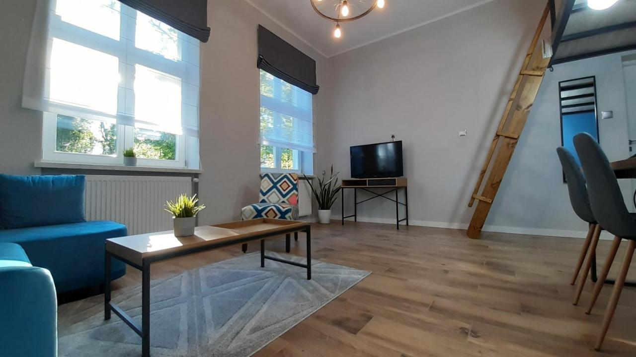 Apartament Parkowy Antresola Hnězdno Exteriér fotografie